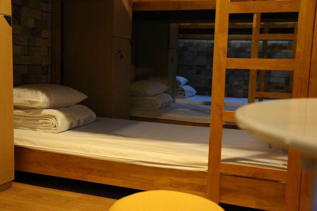 Yes Guesthouse Пусан Екстер'єр фото