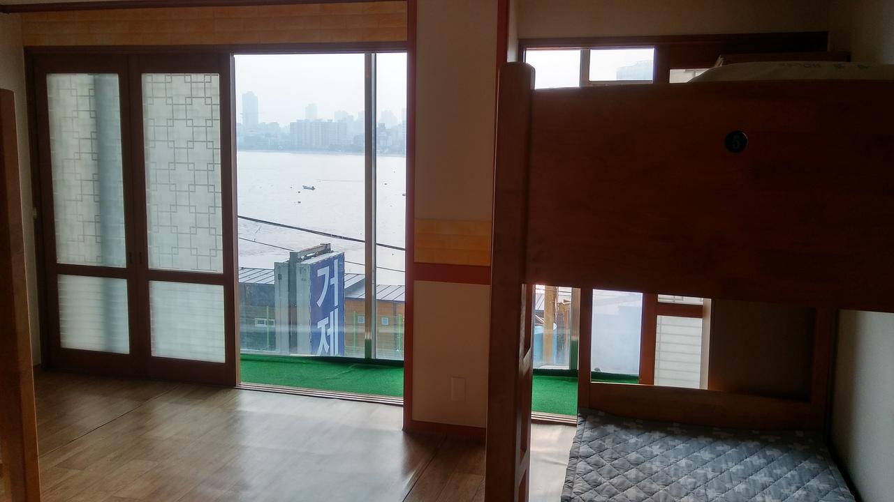 Yes Guesthouse Пусан Екстер'єр фото